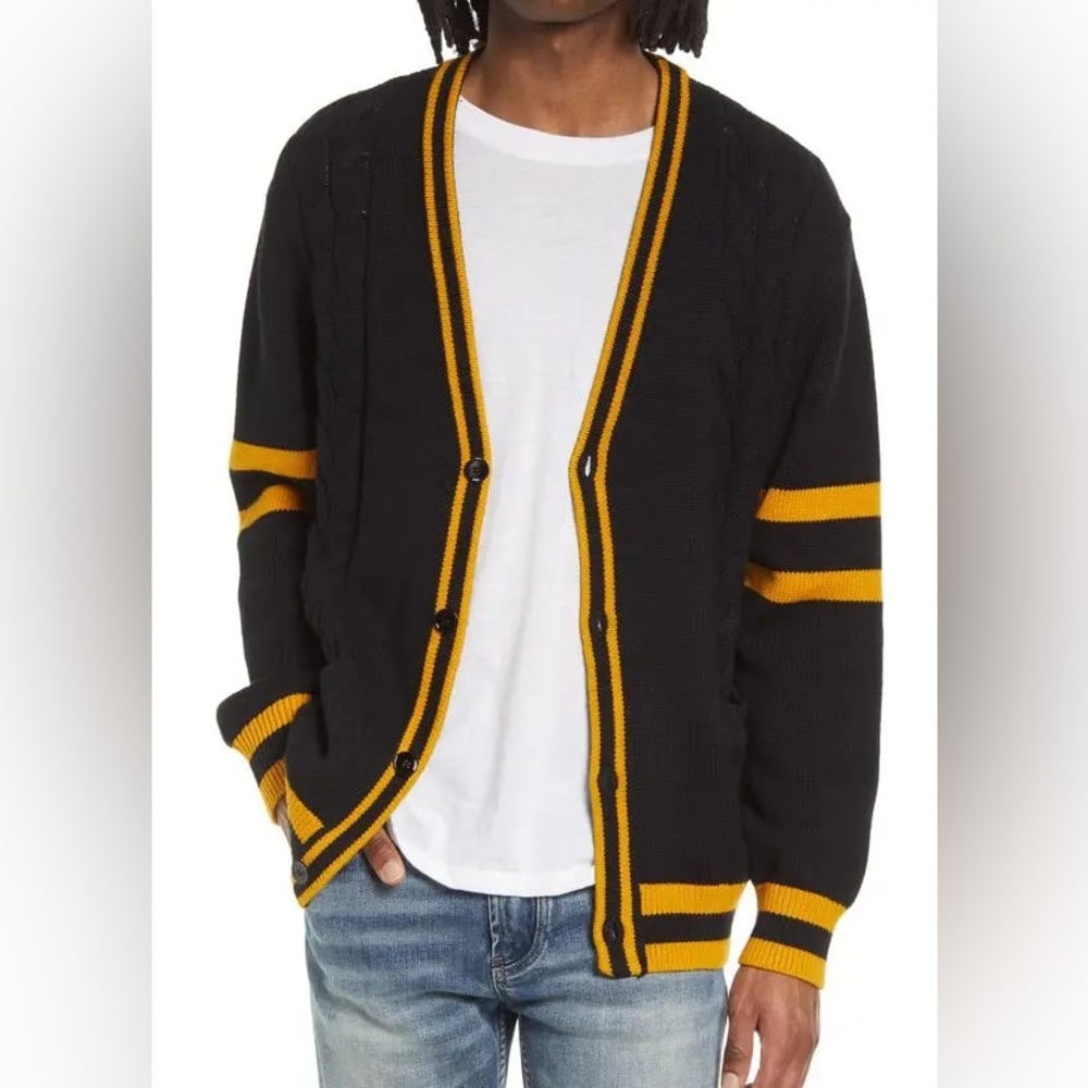 Six Week Residency 95% Cotton 5% Cashmere Cardigan Size L